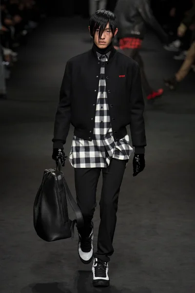 Look 21